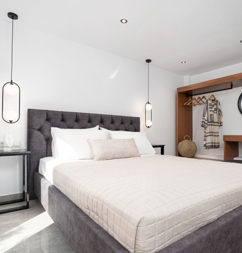 The main Bedroom - House in Matala, Akti homes