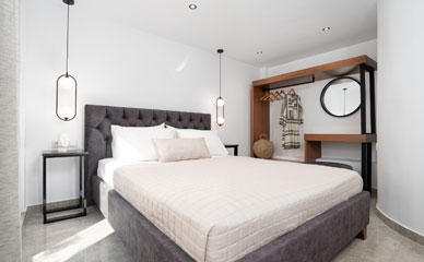 The main Bedroom - House in Matala, Akti homes