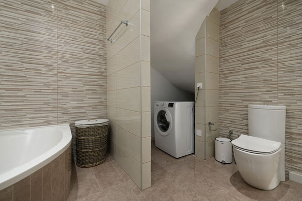 The Bathroom - Villa Eyrycleia, Akti homes